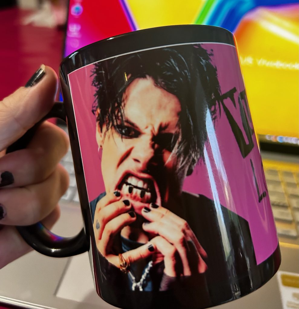 lowlife yungblud mug